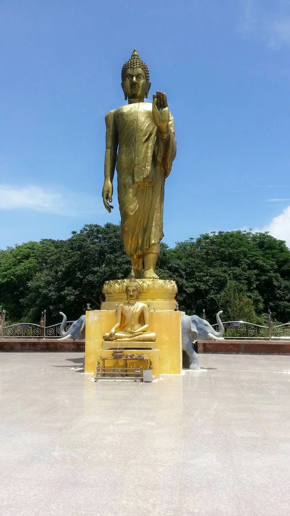 teepangkorn temple (Big buddha on the mountain )